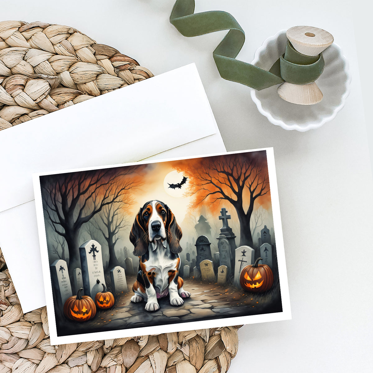 Caroline's Treasures DAC2010GCA7P Basset Hound Spooky Halloween Greeting Cards and Envelopes Pack of 8 Blank Cards with Envelopes Whimsical A7 Size 5x7 Blank Greeting Cards