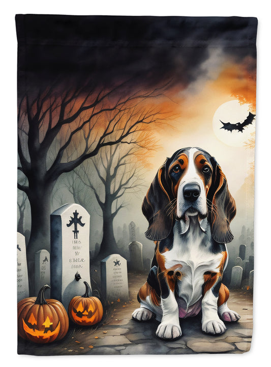 Caroline's Treasures DAC2010GF Basset Hound Spooky Halloween Garden Flag Mailbox Flag Decorative Yard Flag Banner Outside Patio Artwork Yard Flower Beds, Garden Size, Multicolor