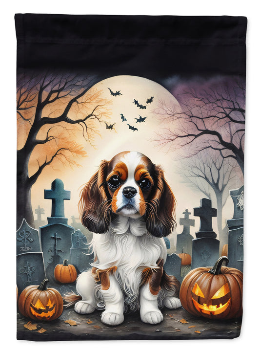 Caroline's Treasures DAC2028GF Cavalier Spaniel Spooky Halloween Garden Flag Mailbox Flag Decorative Yard Flag Banner Outside Patio Artwork Yard Flower Beds, Garden Size, Multicolor