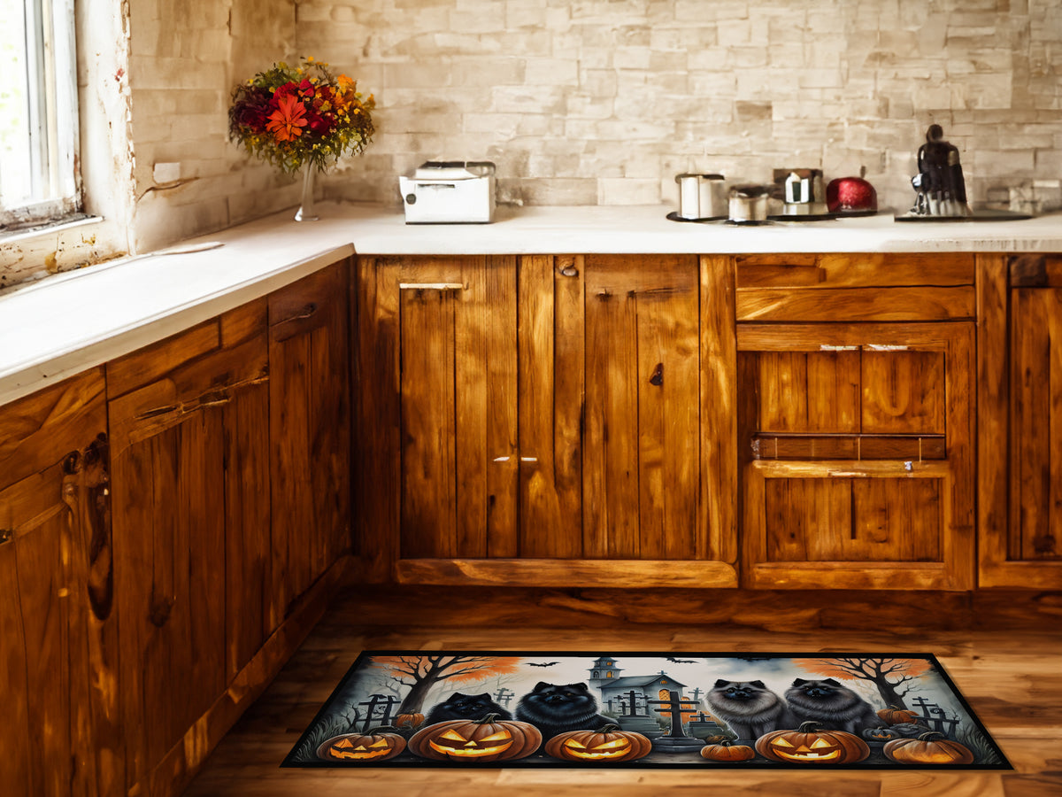 Caroline's Treasures Keeshond Spooky Halloween Runner Mat 28x58 Front Door Mat Indoor Outdoor Rugs for Entryway Hallway Foyer Non Slip Washable Wide Doormat
